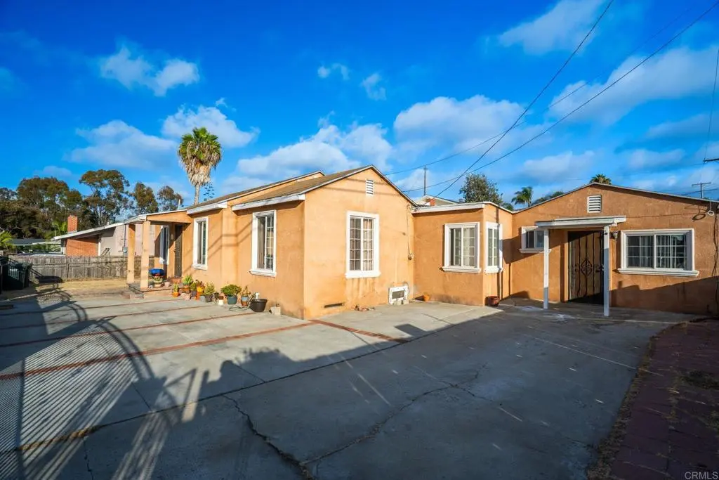 140 Palm Ave, National City, CA — listing photo 1