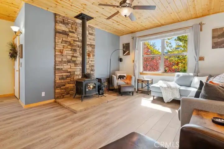 Single Family Residence for sale at 40272 Mahanoy Lane, Big Bear Lake, CA featuring 3 beds and 2 baths