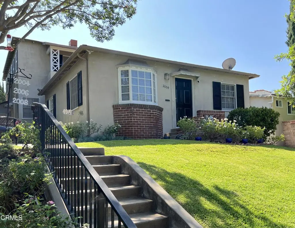 Residential Lease for rent at 2008 Meridian Avenue, South Pasadena, Los Angeles County, CA featuring 1 bed and 1 bath