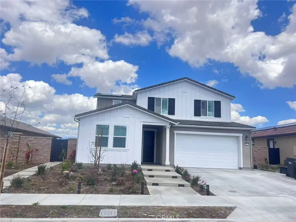 Single Family Residence for rent at 18337 matilija, Chino Hills, CA featuring 2 beds and 1 bath