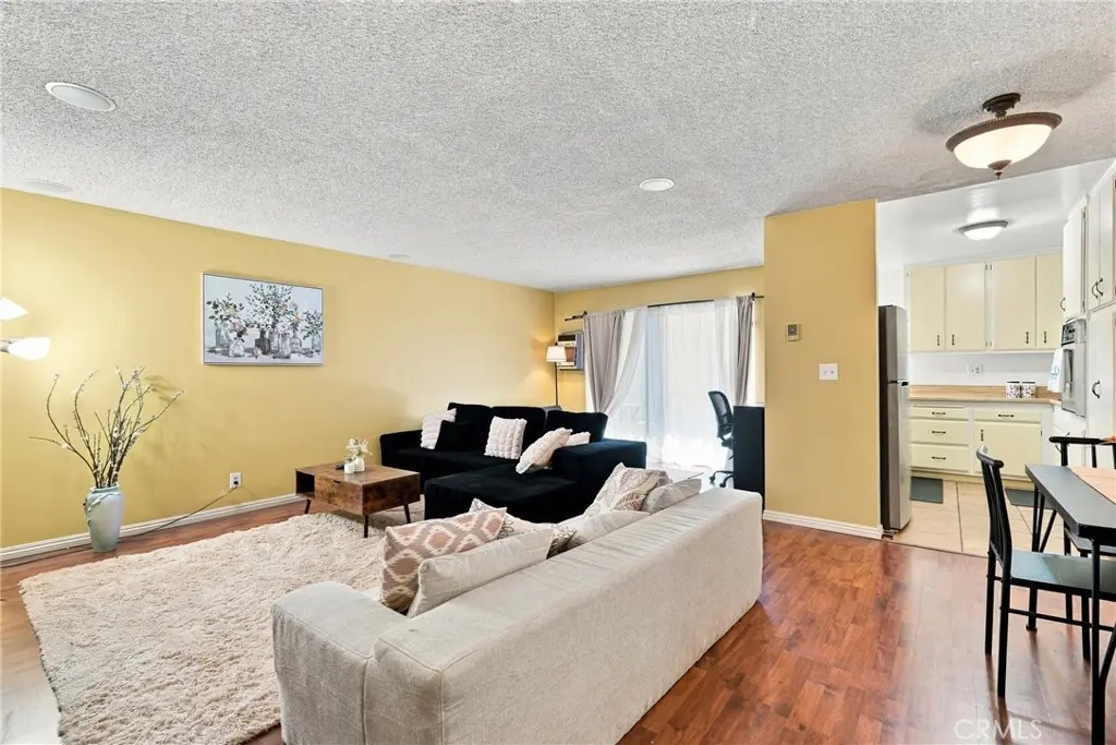 5625 Windsor Way 211, Culver City, CA — listing photo 1