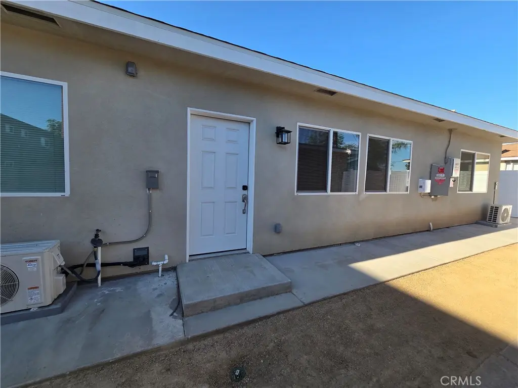121 North Baymar B, West Covina, CA — listing photo 1