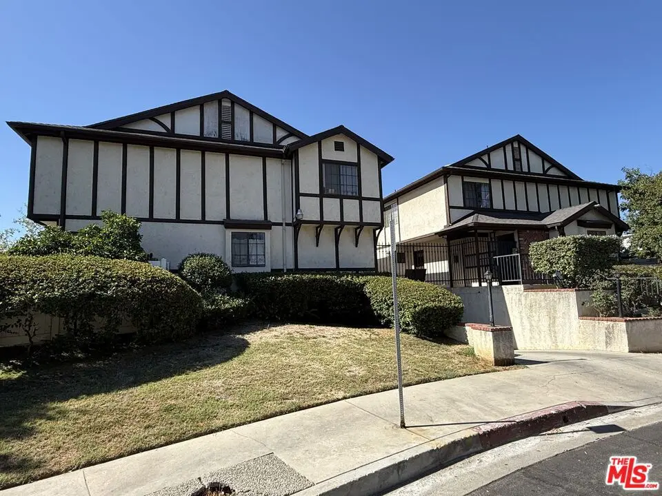 Single Family Residence for sale at 19620 Wyandotte Street 2, Los Angeles, CA featuring 3 beds and 3 baths