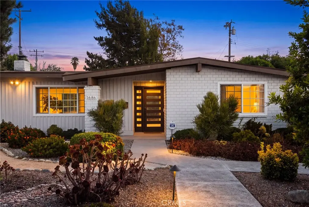 1686 Longwood Avenue, Claremont, CA — listing photo 1