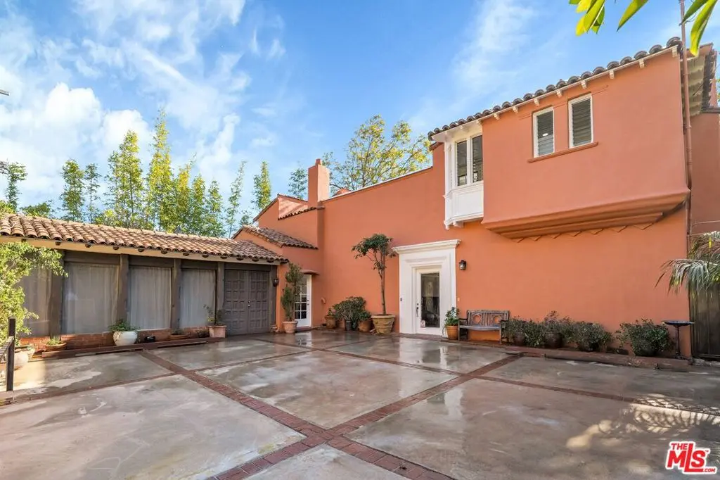 Single Family Residence for rent at 8334 Marmont Lane, Los Angeles, CA featuring 4 beds and 5 baths