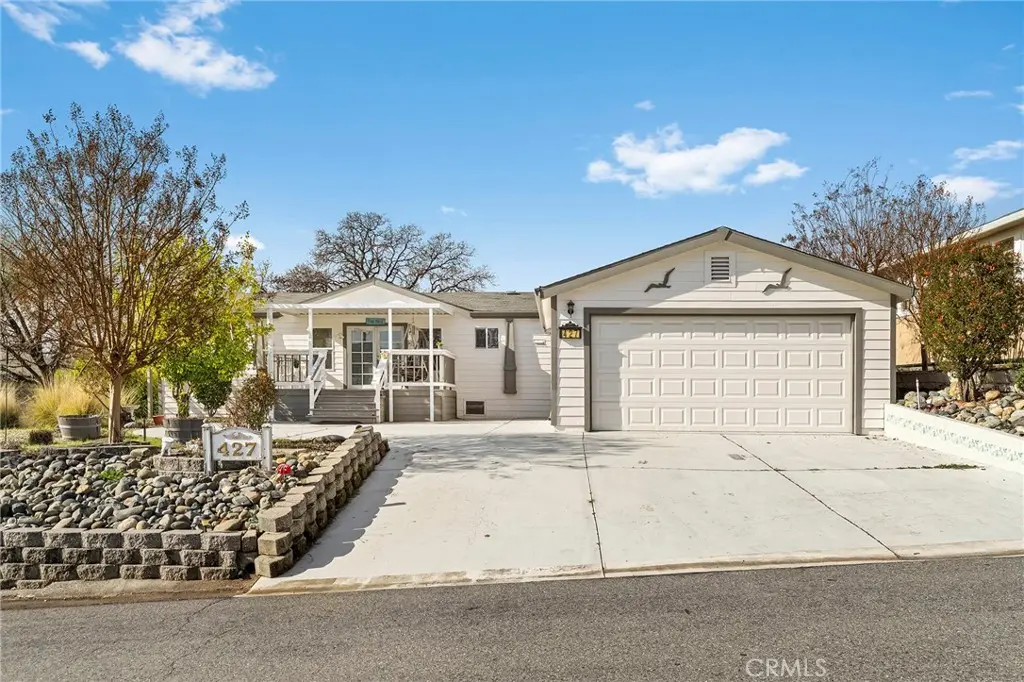 427 Summerwood Parkway, Oroville, CA — listing photo 1