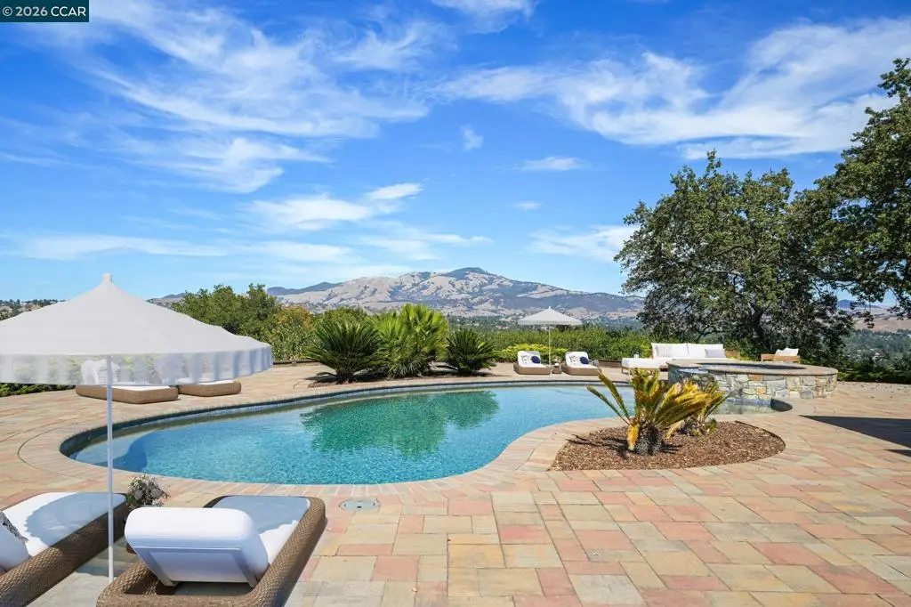 Single Family Residence for sale at 300 Oak View Ter, Danville, CA featuring 4 beds and 3 baths
