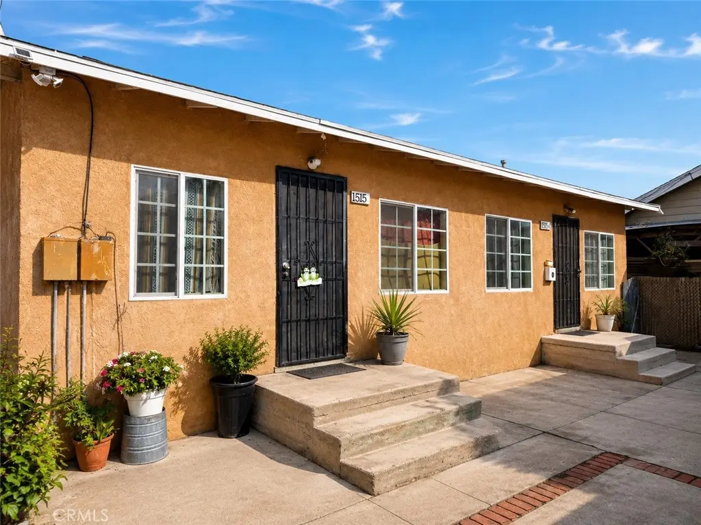 1515 E Young, Wilmington, CA — listing photo 1