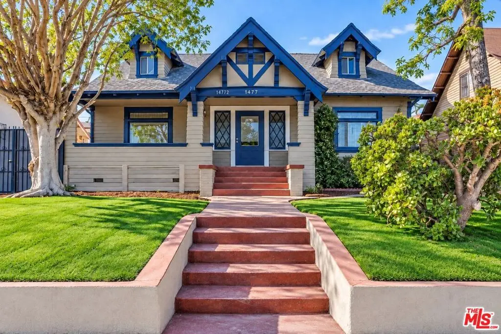 Single Family Residence for rent at 1479 W 29th Street, Los Angeles, CA featuring 6 beds and 3 baths