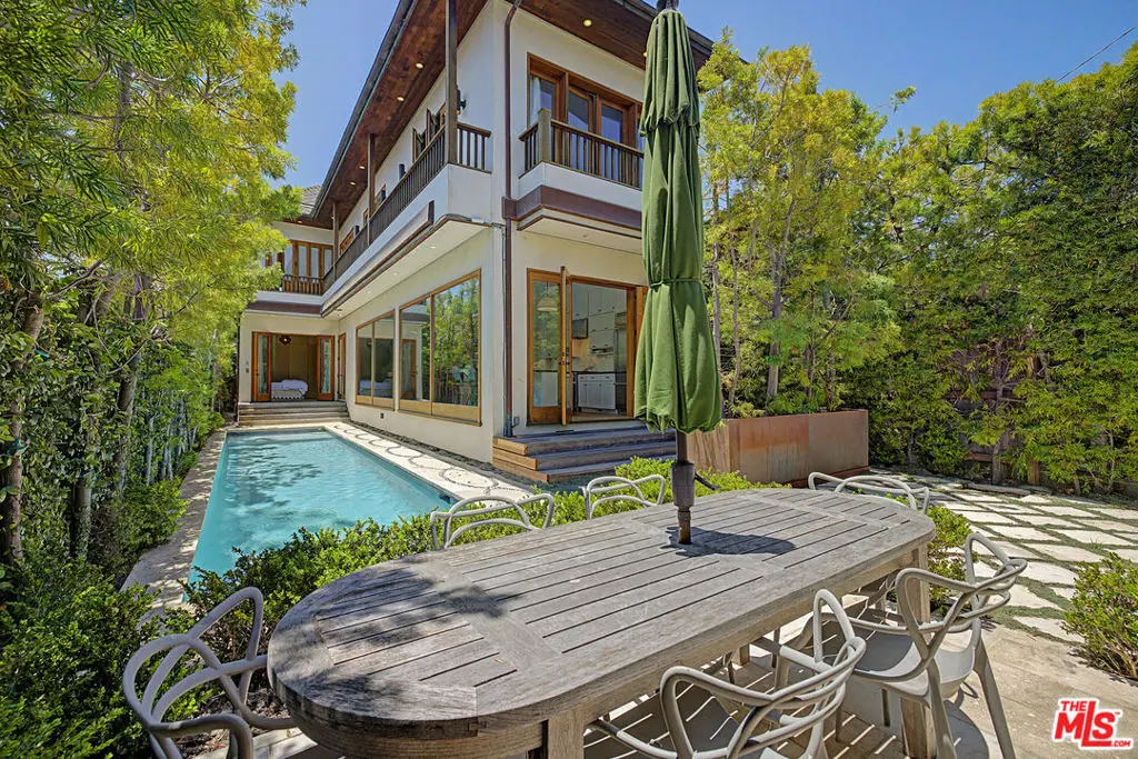 1310 Riviera Avenue, Venice, CA — listing photo 1