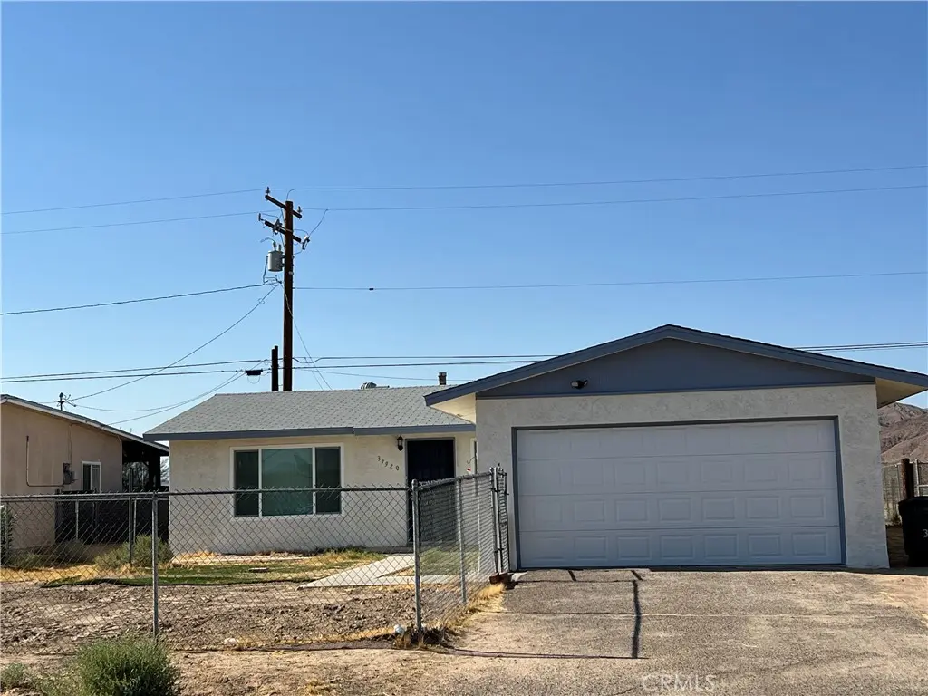 37920 Grand View Avenue, Yermo, CA — listing photo 1