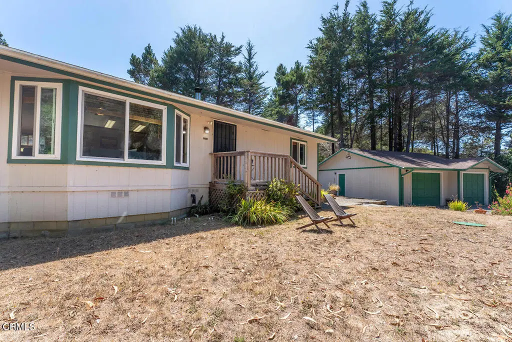 31290 Thomas Lane, Fort Bragg, CA — listing photo 1
