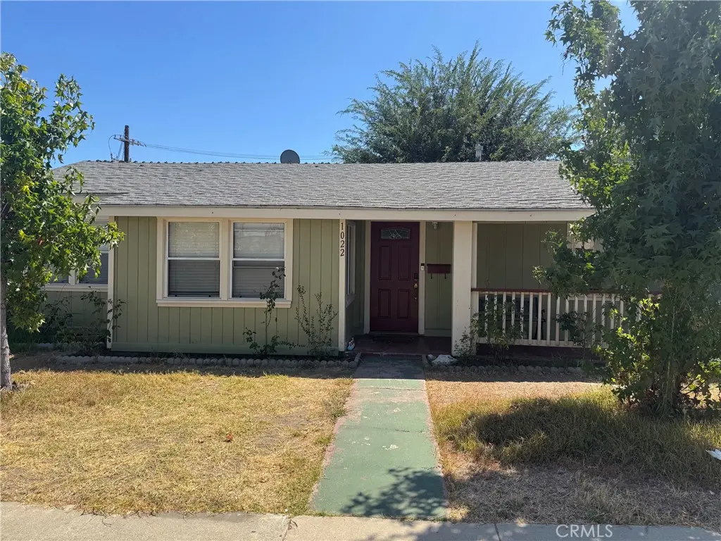 Residential Lease for rent at 1022 E Erna, La Habra, Los Angeles County, CA featuring 2 beds and 1 bath