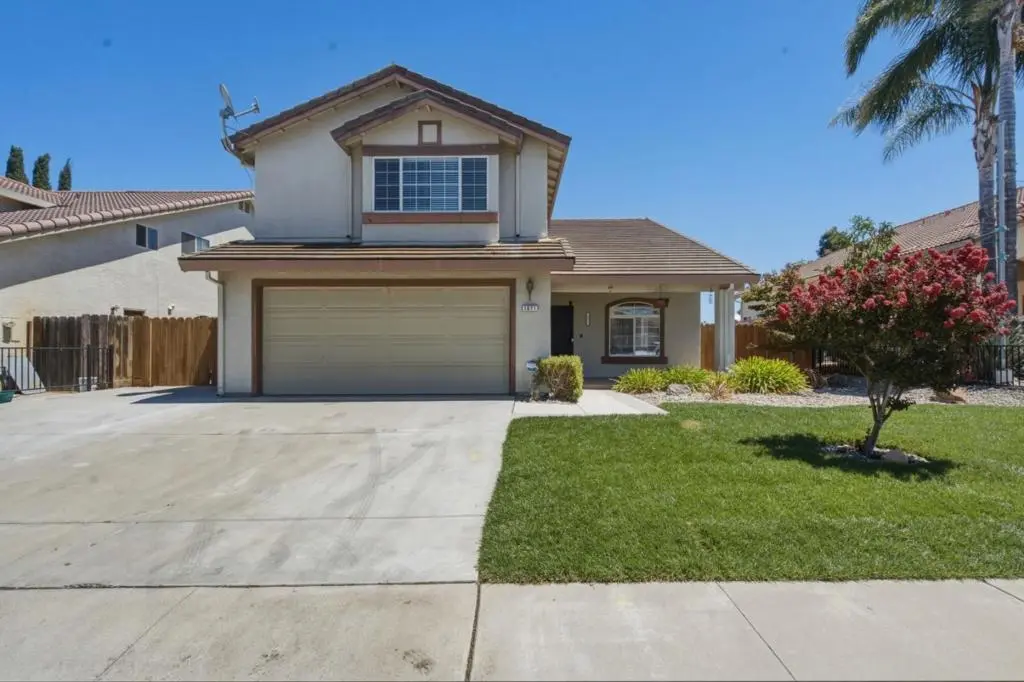 Single Family Residence for sale at 1671 El Camino De Vida, Hollister, CA featuring 4 beds and 3 baths