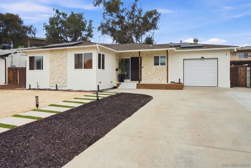 3452 Trophy Dr, La Mesa, CA — listing photo 1