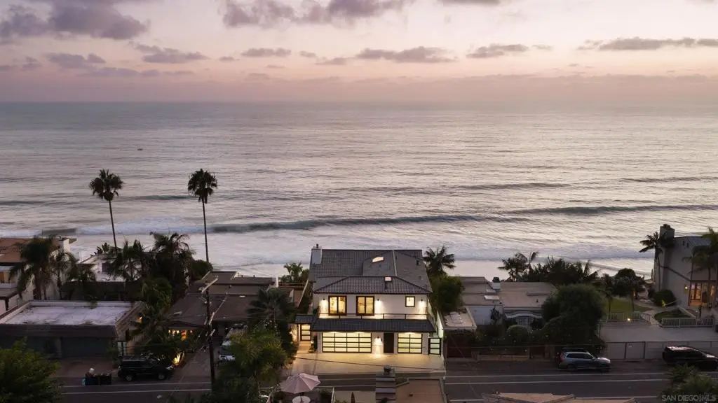 1112 Neptune Ave, Encinitas, CA — listing photo 1