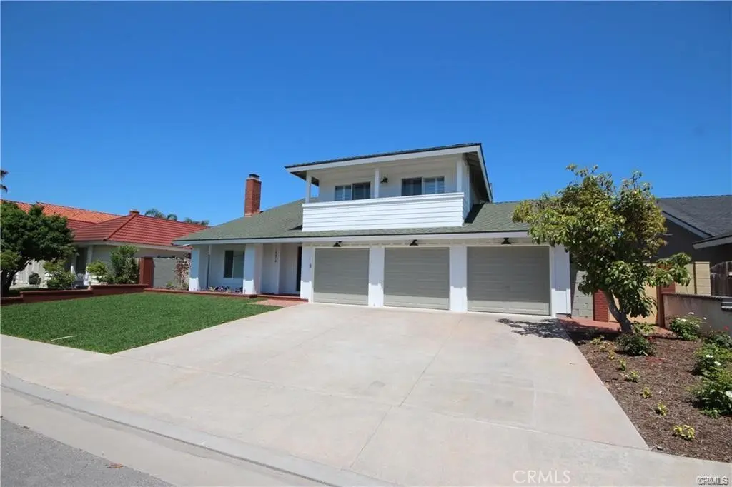 Single Family Residence for rent at 16070 Cache Street, Fountain Valley, CA featuring 5 beds and 3 baths