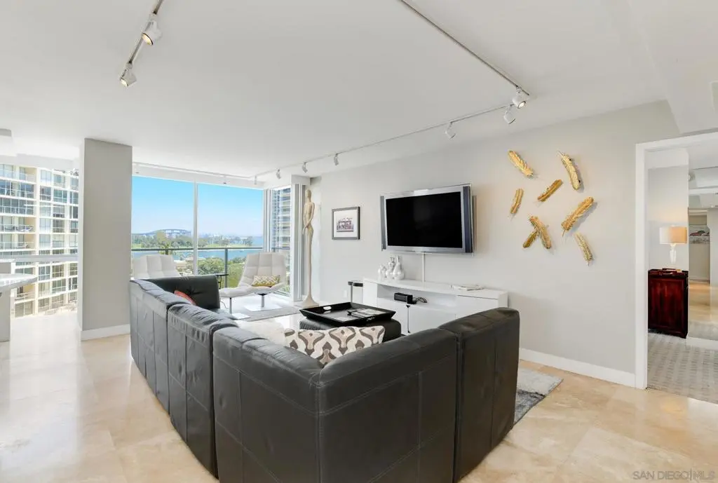 1760 Avenida del Mundo 510, Coronado, CA — listing photo 1