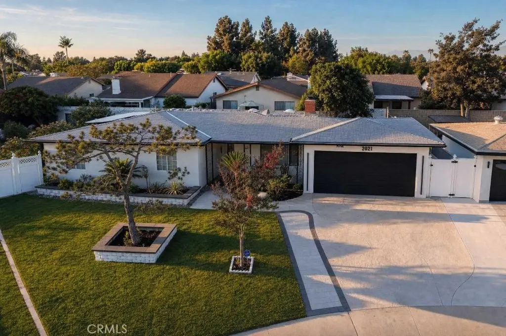 2021 Kristi, Santa Ana, CA — listing photo 1