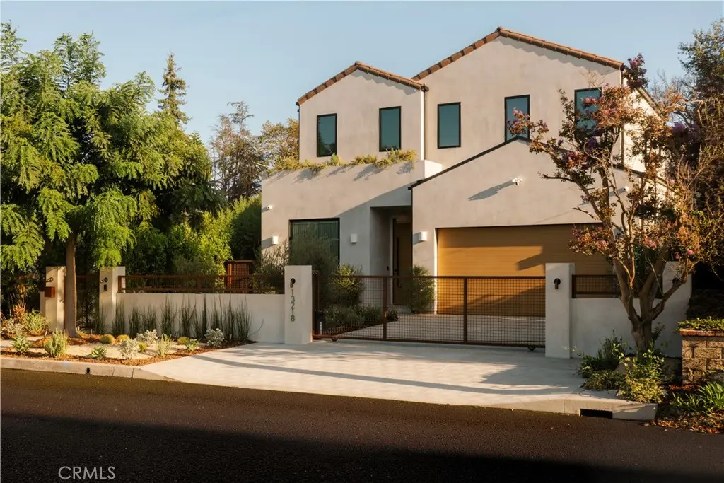 13218 Hesby Street, Sherman Oaks, CA — listing photo 1