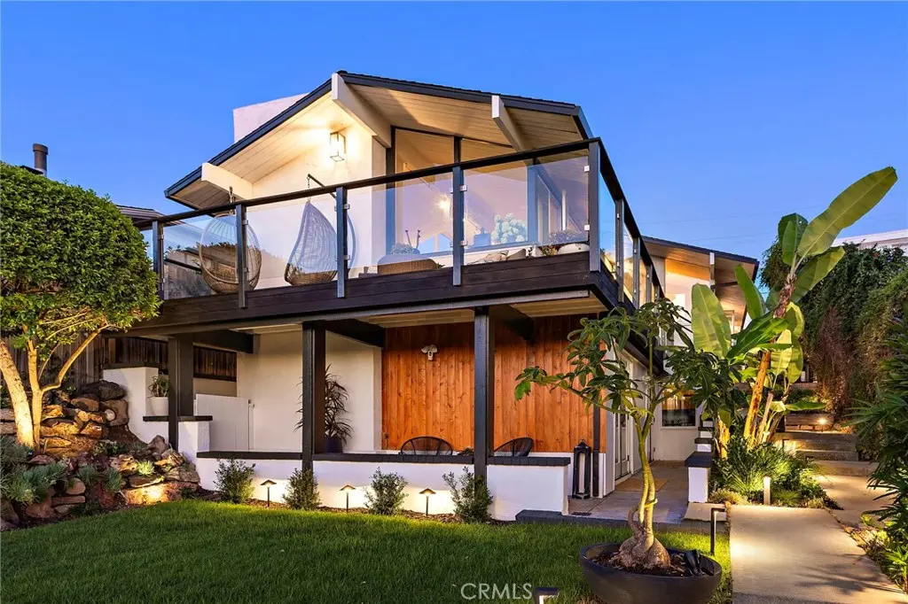 Single Family Residence for sale at 259 Beverly, Laguna Beach, Orange County, CA featuring 3 beds and 3 baths