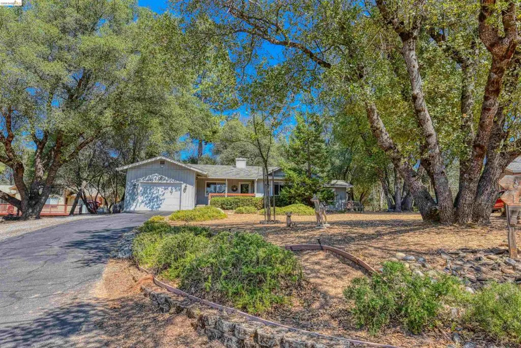 12888 Green Valley Cr, Groveland, CA — listing photo 1