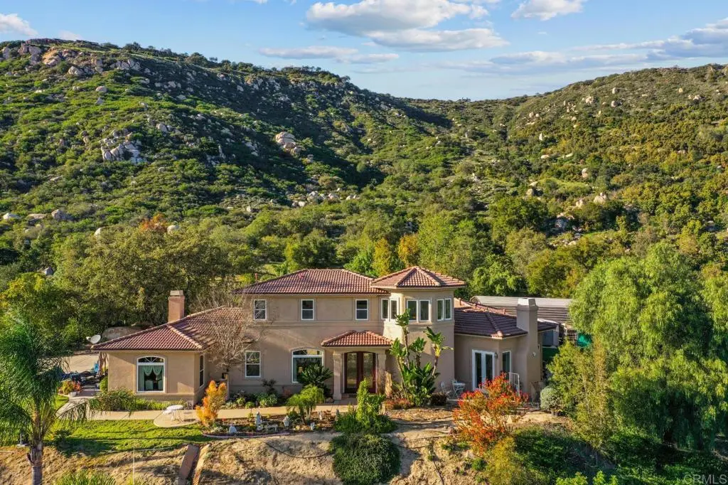 Single Family Residence for sale at 19700 Calle Pena Huerta, Temecula, CA featuring 3 beds and 2 baths