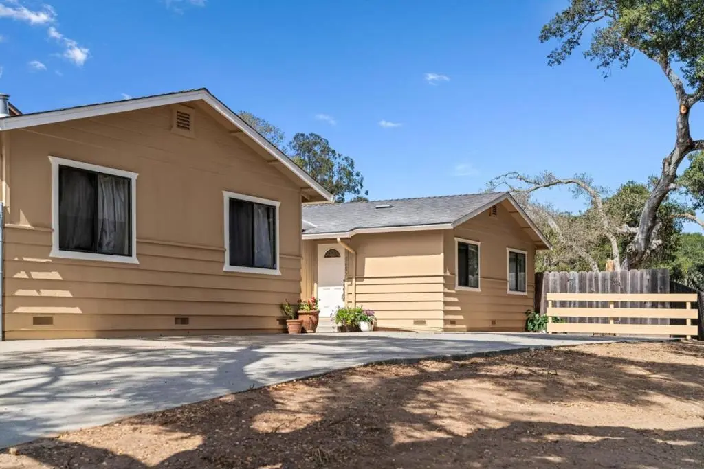 76857695 Pine Tree, Salinas, CA — listing photo 1