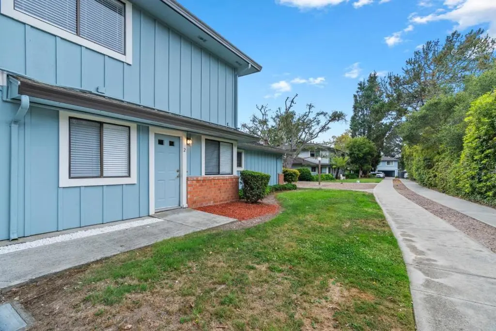 Condominium for sale at 1147 Callas Lane 2, Capitola, CA featuring 2 beds and 1 bath