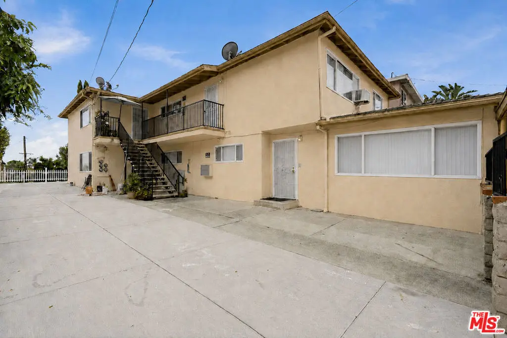 1206 N Park Western, San Pedro, CA — listing photo 1