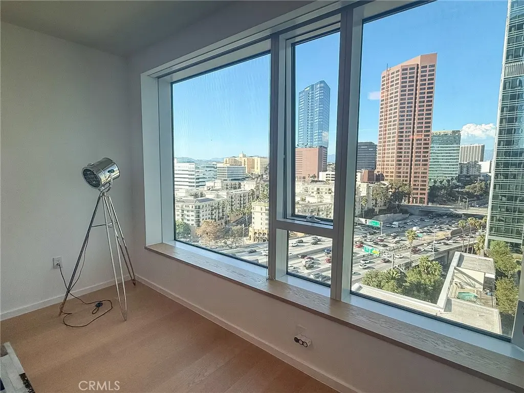 Condominium for sale at 899 Francisco 1711, Los Angeles, CA featuring 1 bed and 2 baths