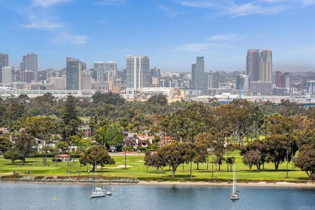 Condominium for rent at 1830 Avenida Del Mundo 1603, San Diego, CA featuring 1 bed and 1 bath