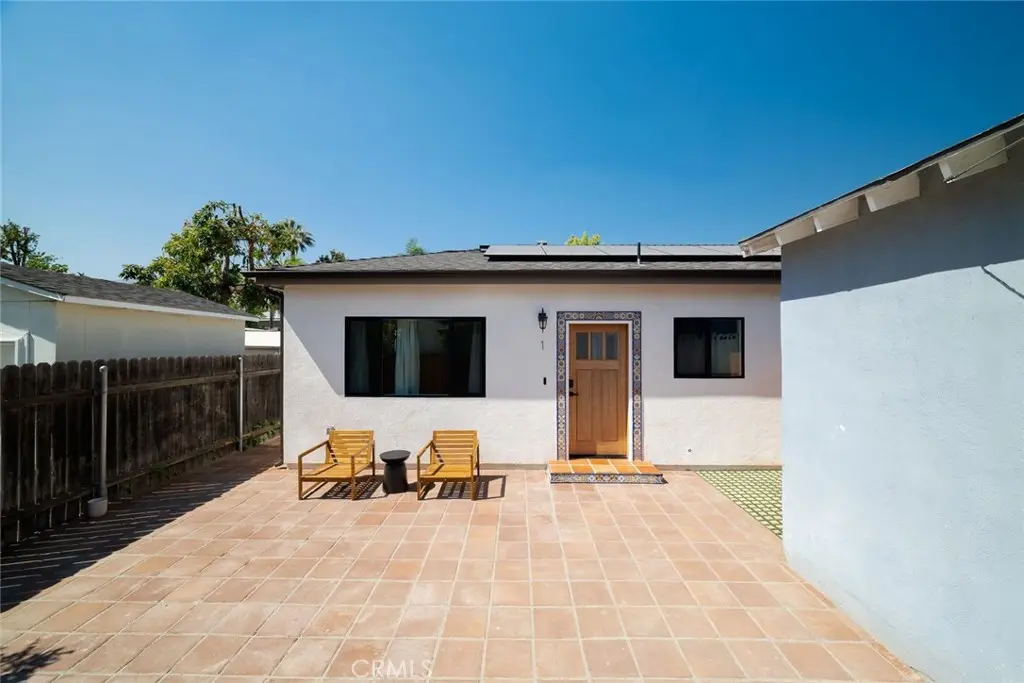Apartment for rent at 613 W Olive 1, Monrovia, CA featuring 3 beds and 2 baths