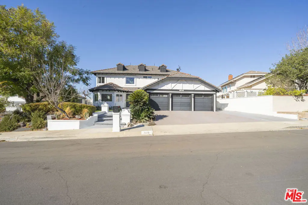 1515 Sunbluff Drive, Diamond Bar, CA — listing photo 1