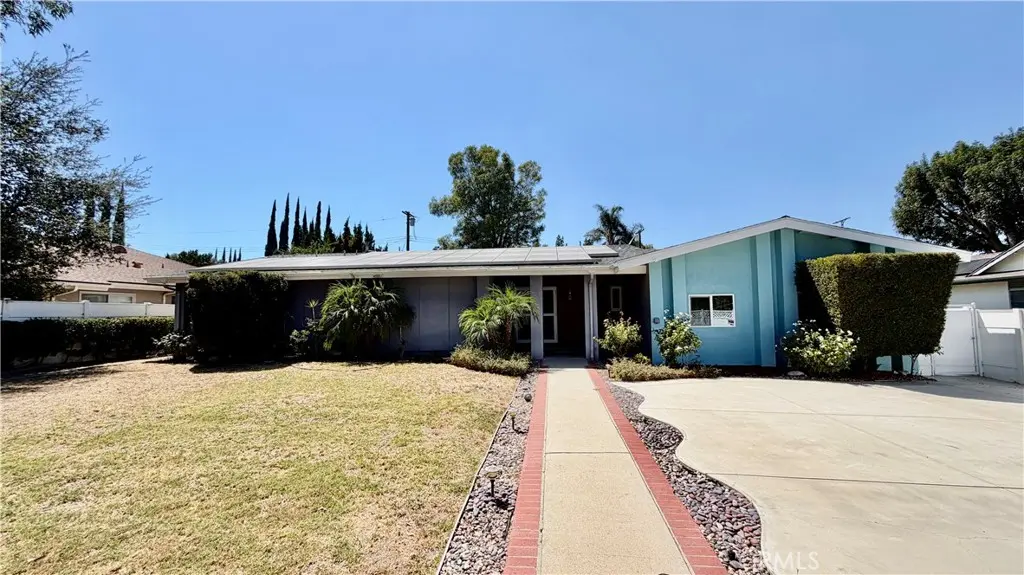 7843 Woodlake Avenue, West Hills, CA — listing photo 1