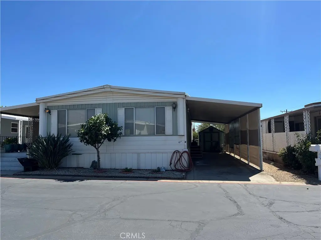 Manufactured In Park for sale at 975 California Street 67, Calimesa, CA featuring 3 beds and 2 baths