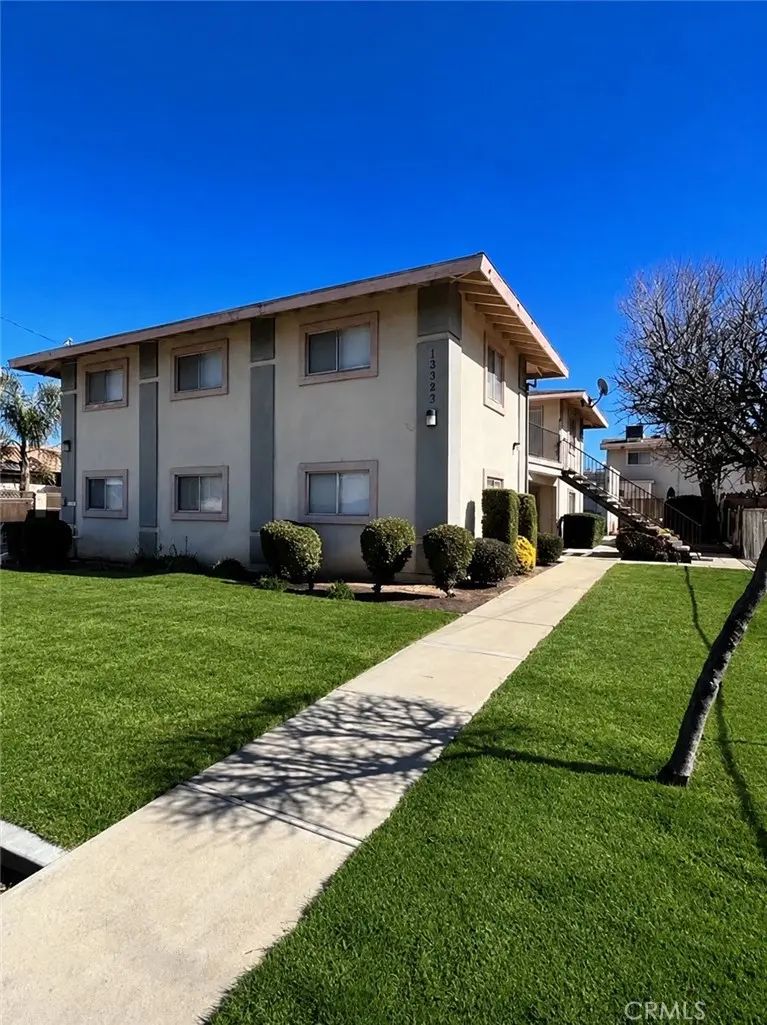 13383 3rd Street 3, Yucaipa, CA — listing photo 1