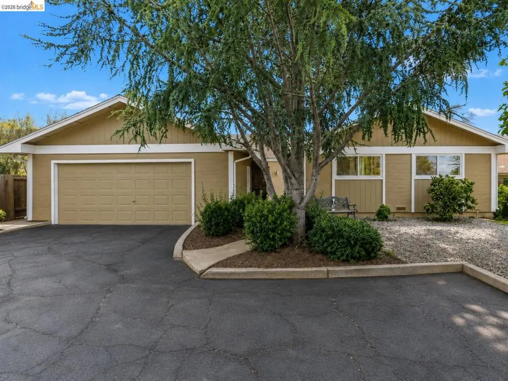 Single Family Residence for sale at 1833 Camino Estrada, Concord, CA featuring 3 beds and 2 baths