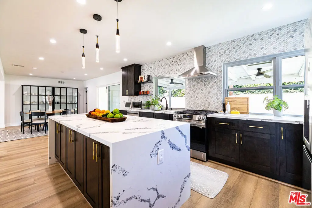 1485 Norwich Avenue, Thousand Oaks, CA — listing photo 1