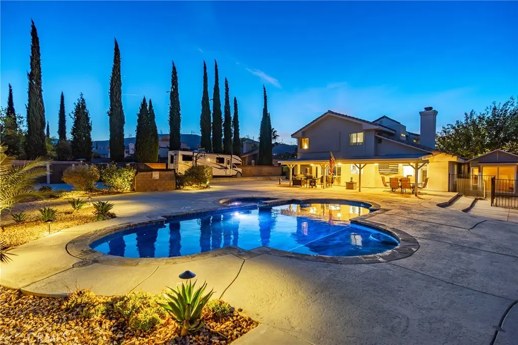 41056 Ridgegate, Palmdale, CA — listing photo 1