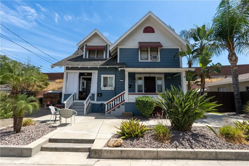 Triplex for sale at 3452 Mulberry Street, Riverside, CA