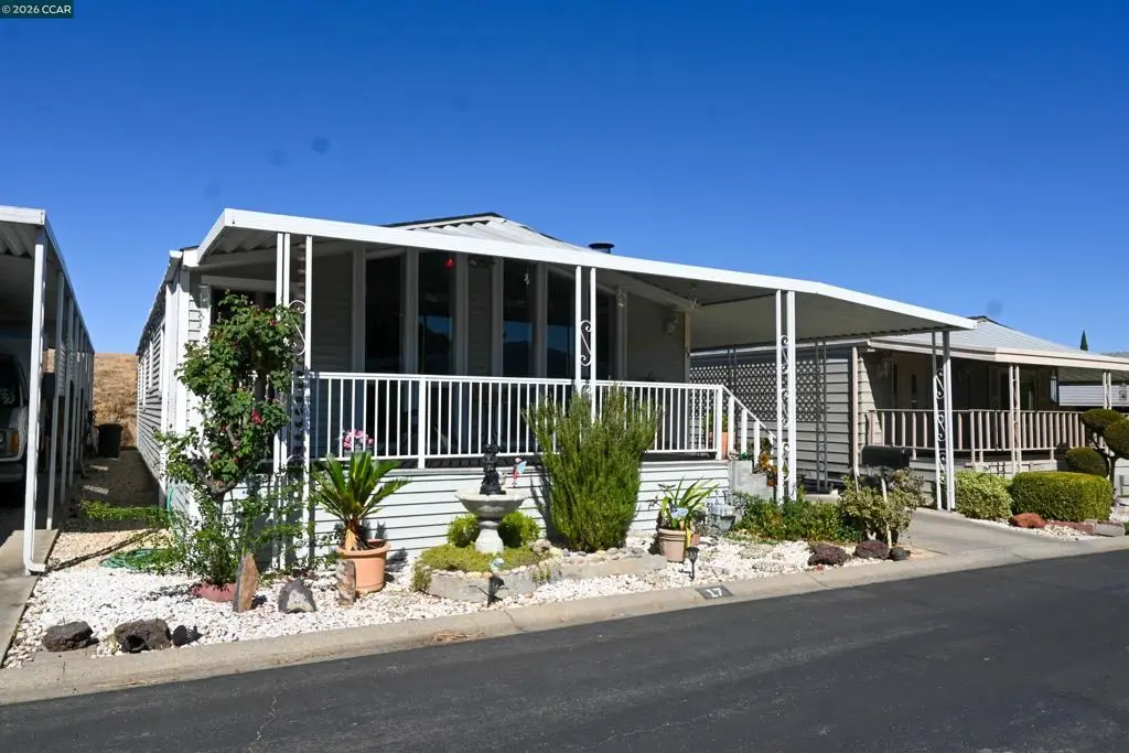 Manufactured In Park for sale at 17 Bradley Ln, Antioch, CA featuring 2 beds and 2 baths