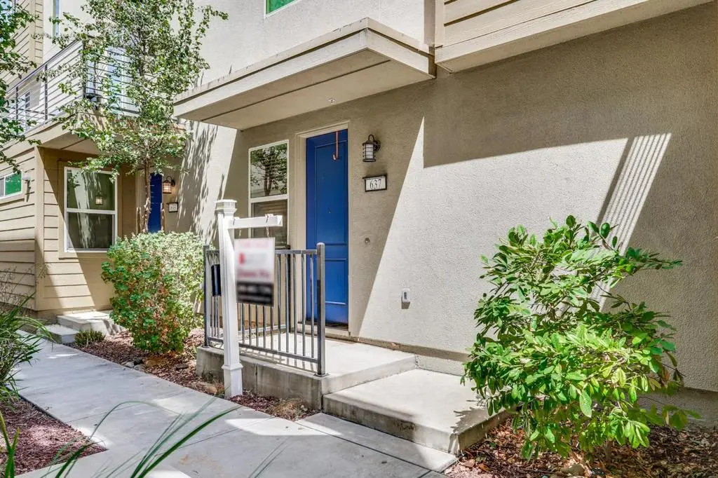 Townhouse for sale at 637 Toby Court, San Jose, CA featuring 3 beds and 3 baths