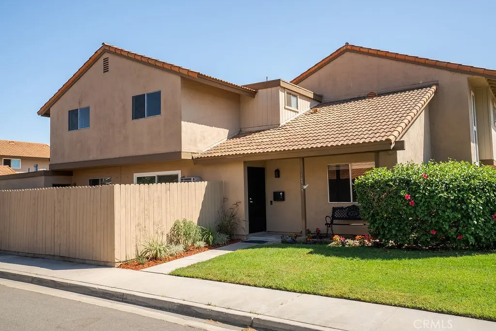 10525 Royal Oak, Stanton, CA — listing photo 1