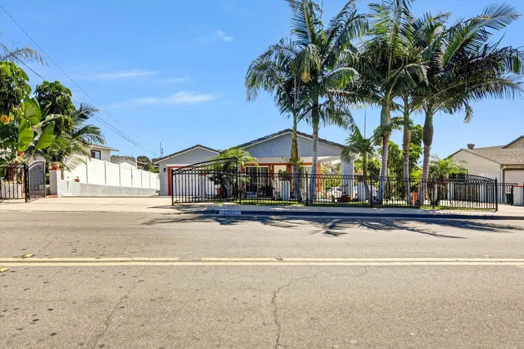 2815 Prospect Street, National City, CA — listing photo 1