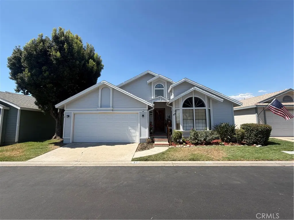 140 W Pioneer Ave 47, Redlands, CA — listing photo 1