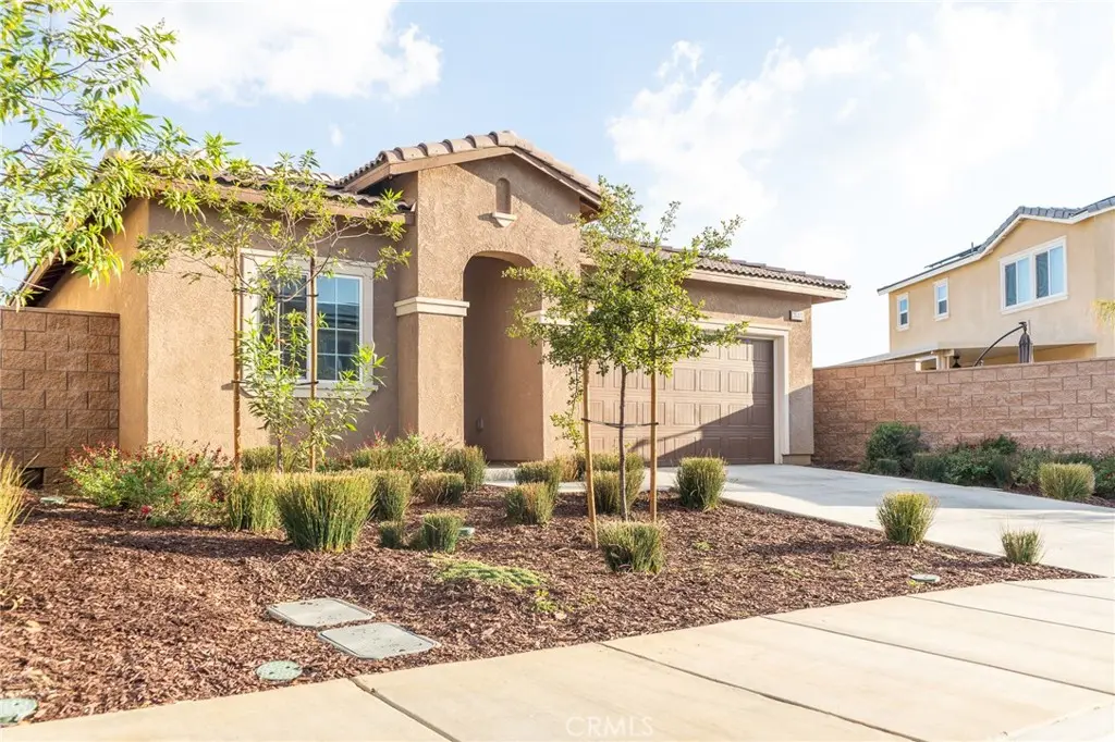 35373 Price, Beaumont, CA — listing photo 1