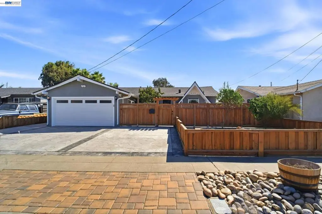 8278 Juniper Ave, Newark, CA — listing photo 1