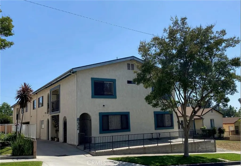 Apartment for rent at 832 Padilla Street B, San Gabriel, CA featuring 2 beds and 2 baths