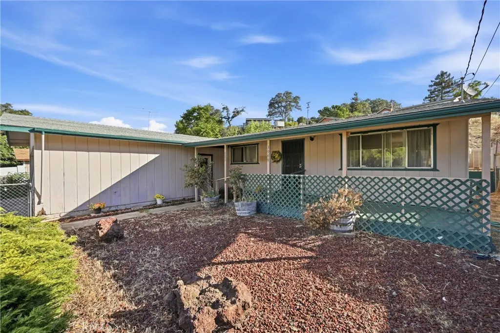 3944 Country Club, Lucerne, CA — listing photo 1